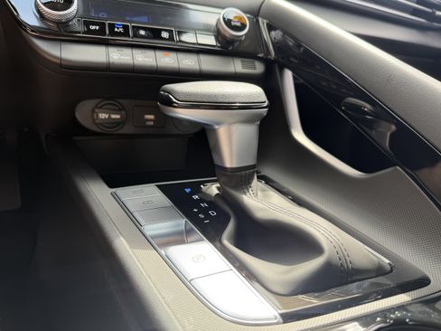 Certified 2025 Hyundai Elantra Hybrid FWD image 34