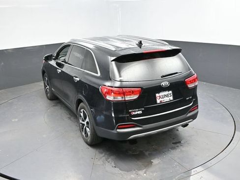 Used 2018 Kia Sorento EX AWD/4WD image 41