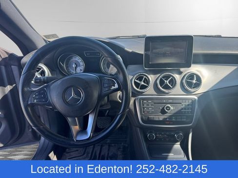 Used 2016 Mercedes-Benz CLA 250 image 11