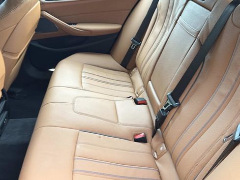 Used 2023 BMW M550i xDrive AWD/4WD image 13