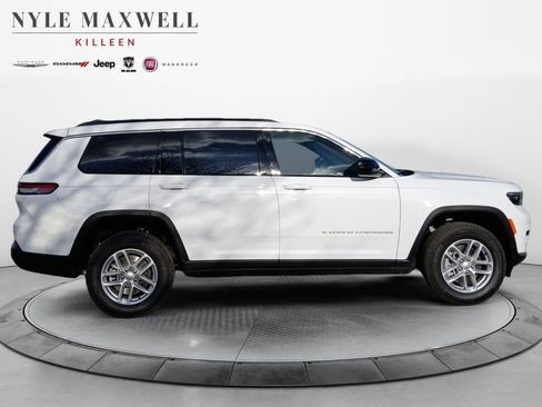 New 2026 Jeep Grand Cherokee L Laredo RWD image 17