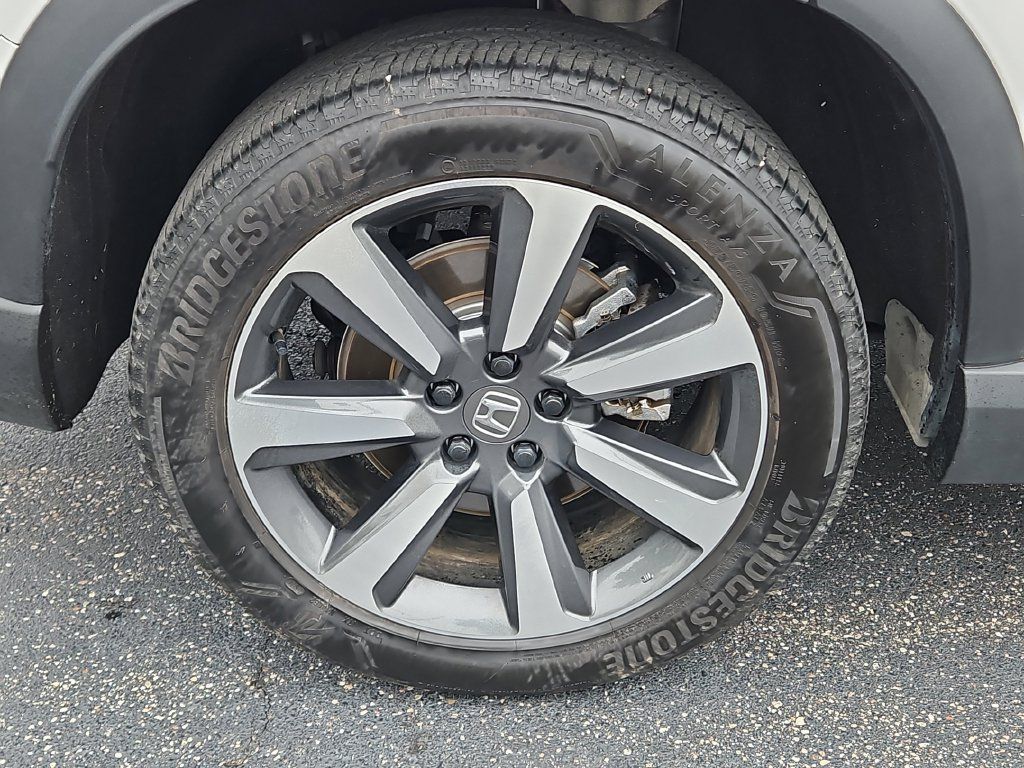 Used 2024 Honda Pilot Elite image 6