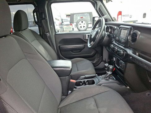 Certified 2021 Jeep Wrangler Unlimited Sport image 11