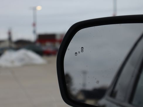 Used 2024 Ford Edge SEL w/ Sport Appearance Package image 24