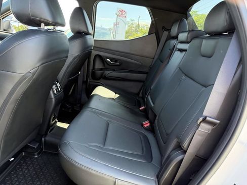 Certified 2025 Hyundai Santa Cruz SEL AWD/4WD image 12