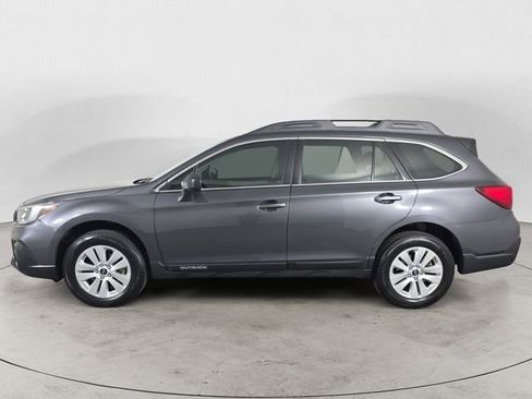 Used 2019 Subaru Outback 2.5i image 2