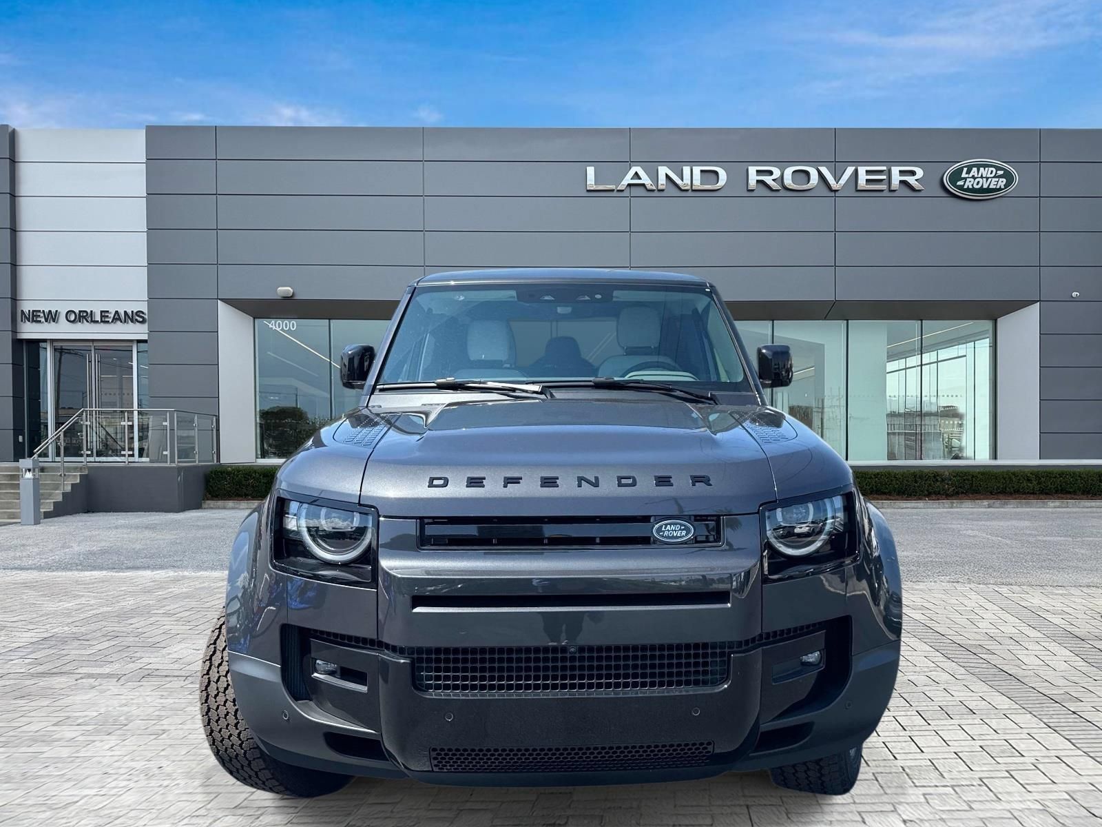 New 2026 Land Rover Defender 110 S AWD/4WD image 4