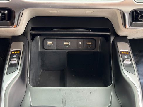 Used 2023 Kia Sorento S w/ Panoramic Sunroof Package FWD image 28