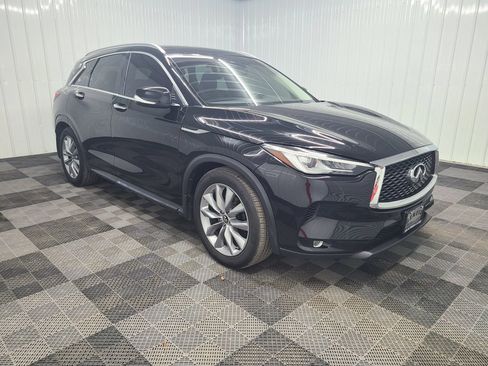 Used 2019 INFINITI QX50 Luxe w/ Navigation Package AWD/4WD image 4
