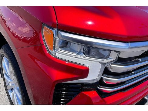 Used 2024 Chevrolet Silverado 1500 High Country AWD/4WD image 30