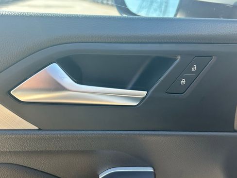 Used 2023 Volkswagen Jetta SE image 20