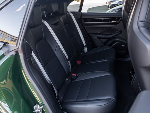 New 2025 Porsche Macan Electric image 42