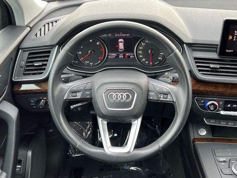 Used 2020 Audi Q5 2.0T Premium AWD/4WD image 24