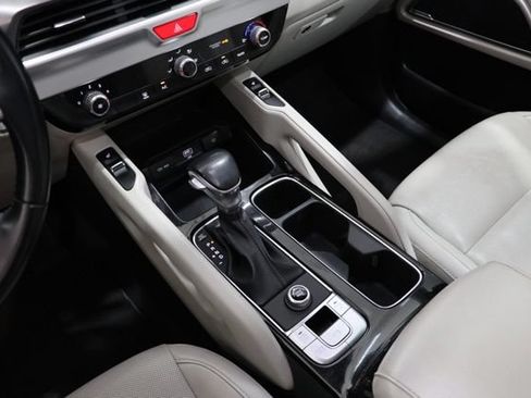 Used 2020 Kia Telluride S FWD image 29