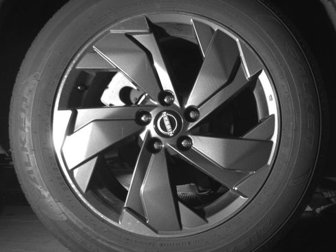 Used 2025 Nissan Rogue SV FWD image 18