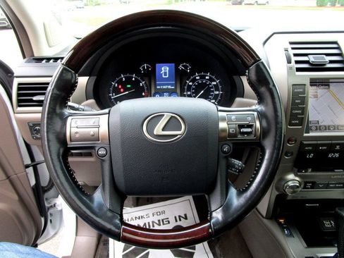 Used 2018 Lexus GX 460 Premium w/ Premium Package AWD/4WD image 21