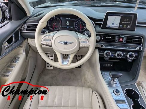 Used 2019 Genesis G70 3.3T Design RWD image 17