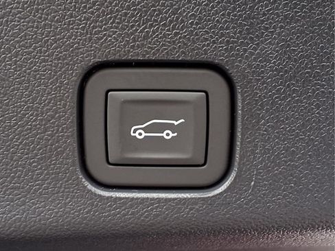 New 2026 GMC Acadia Elevation FWD image 23