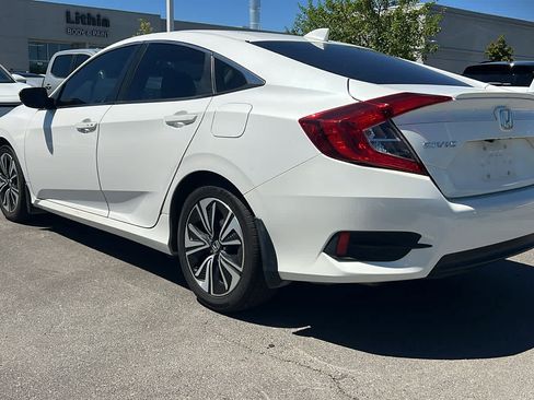 Used 2018 Honda Civic EX-T image 7