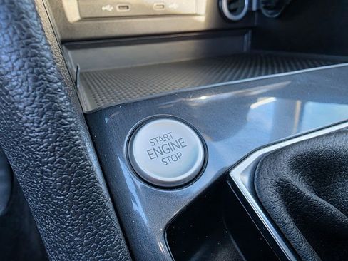 Used 2024 Volkswagen Tiguan S image 18