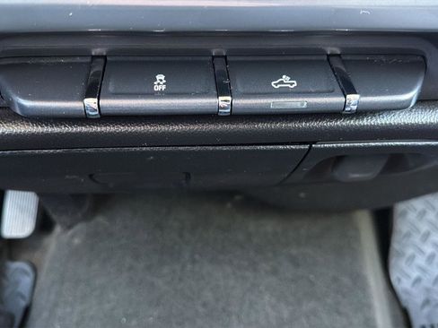 Used 2016 Chevrolet Silverado 1500 LT image 9