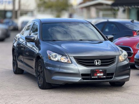 Used 2012 Honda Accord LX image 3
