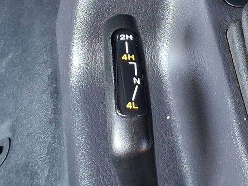 Used 1999 Jeep Wrangler SE image 25