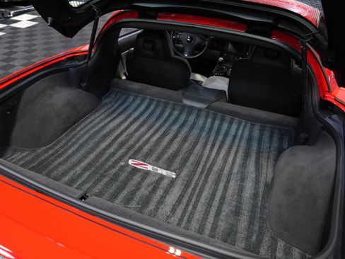 Used 2013 Chevrolet Corvette Z06 w/ 2LZ Preferred Equipment Group RWD image 43