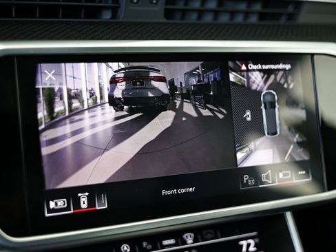 New 2025 Audi RS 6 performance image 42