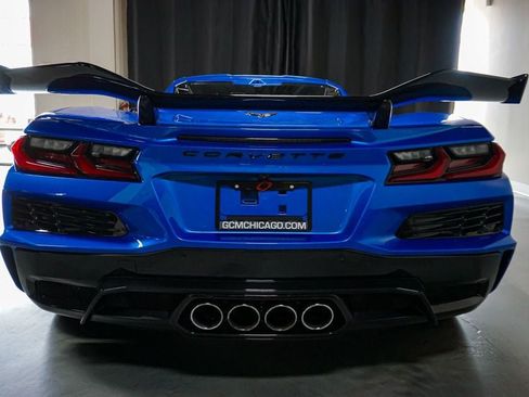 Used 2025 Chevrolet Corvette Z06 w/ Z07 Performance Package RWD image 15