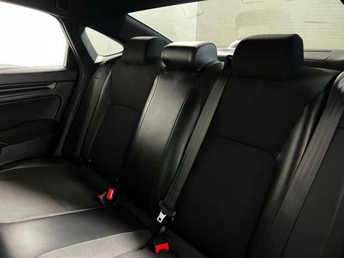Used 2023 Honda Civic Sport image 21