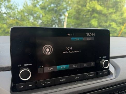 Used 2024 Honda Accord LX image 19