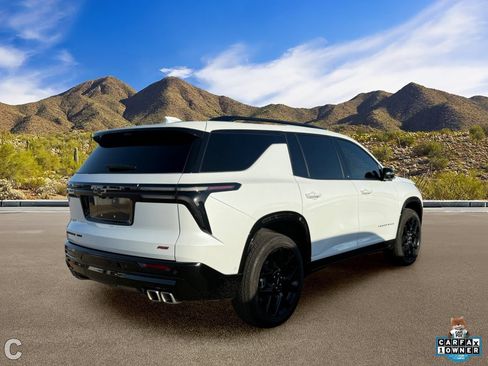 Used 2026 Chevrolet Traverse RS AWD/4WD image 4