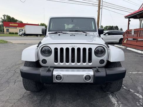 Used 2008 Jeep Wrangler Sahara w/ PWR Convenience Group AWD/4WD image 2