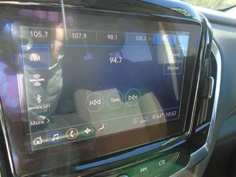 Used 2020 Chevrolet Traverse LT AWD/4WD image 8
