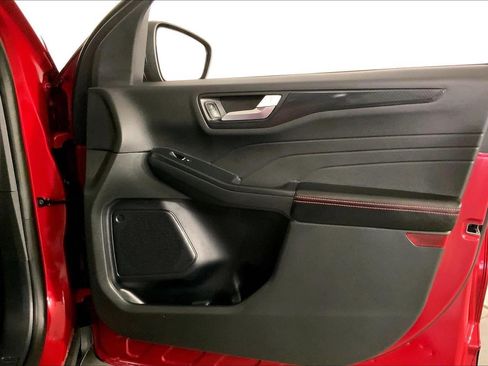 Used 2025 Ford Escape ST-Line FWD image 25