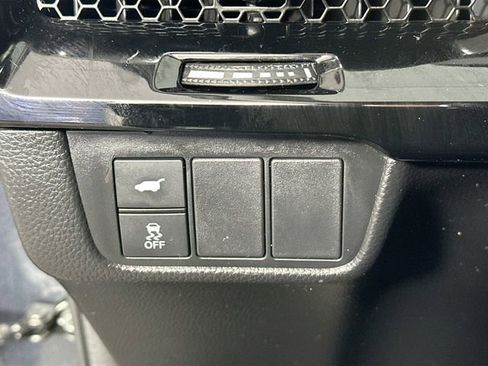 Used 2025 Honda CR-V EX-L image 24