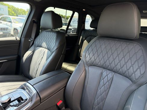 Used 2026 BMW X5 M60i w/ Executive Package AWD/4WD image 9