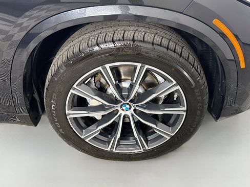 Used 2023 BMW X5 sDrive40i w/ M Sport Package image 32