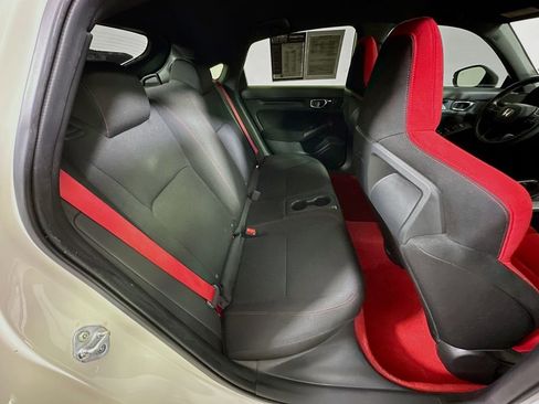Used 2023 Honda Civic Type R image 10