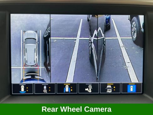 Used 2024 Chevrolet Tahoe Premier w/ Premium Package image 41