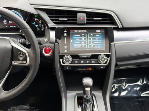 Used 2017 Honda Civic Touring image 17