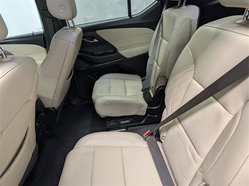Certified 2023 Chevrolet Traverse LT w/ LT Premium Package image 11