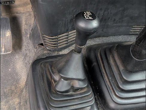 Used 1999 Ford F150 XLT image 14