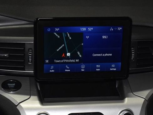 Used 2022 Ford Explorer XLT w/ Equipment Group 202A image 17