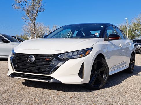 Certified 2024 Nissan Sentra SR image 33