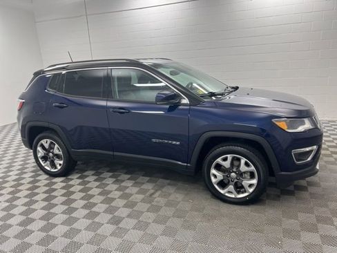 Used 2020 Jeep Compass Limited w/ Premium Lighting Group AWD/4WD image 4