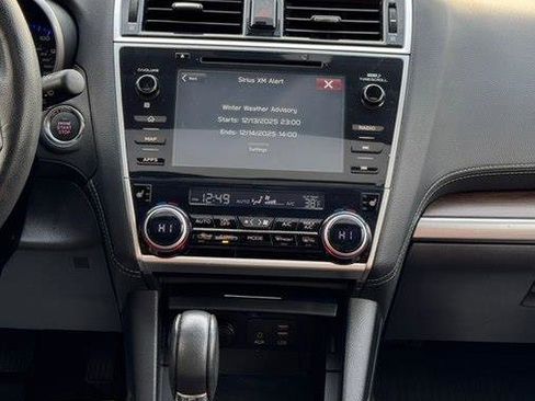 Used 2018 Subaru Outback 3.6R Touring image 16