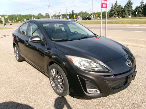 Used 2010 MAZDA MAZDA3 s Grand Touring FWD image 2