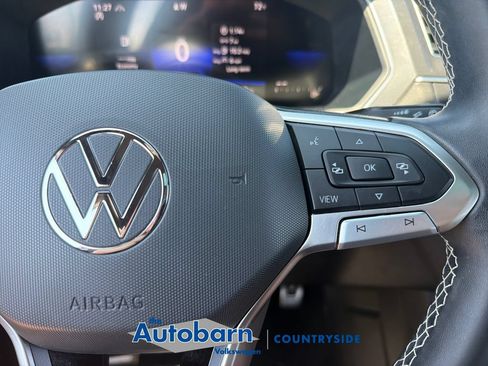 Certified 2023 Volkswagen Tiguan SE R-Line AWD/4WD image 12